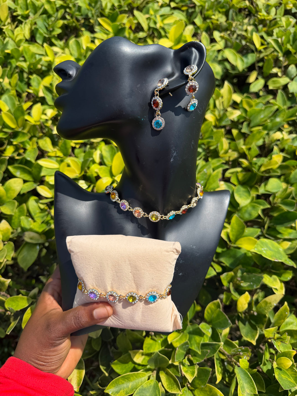 Parure en acier inoxydable avec collier, boucles d'oreilles et bracelet