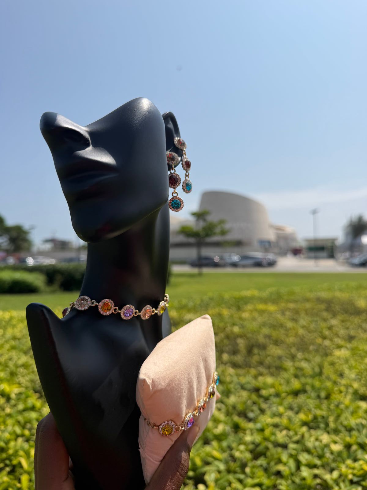 Parure en acier inoxydable avec collier, boucles d'oreilles et bracelet